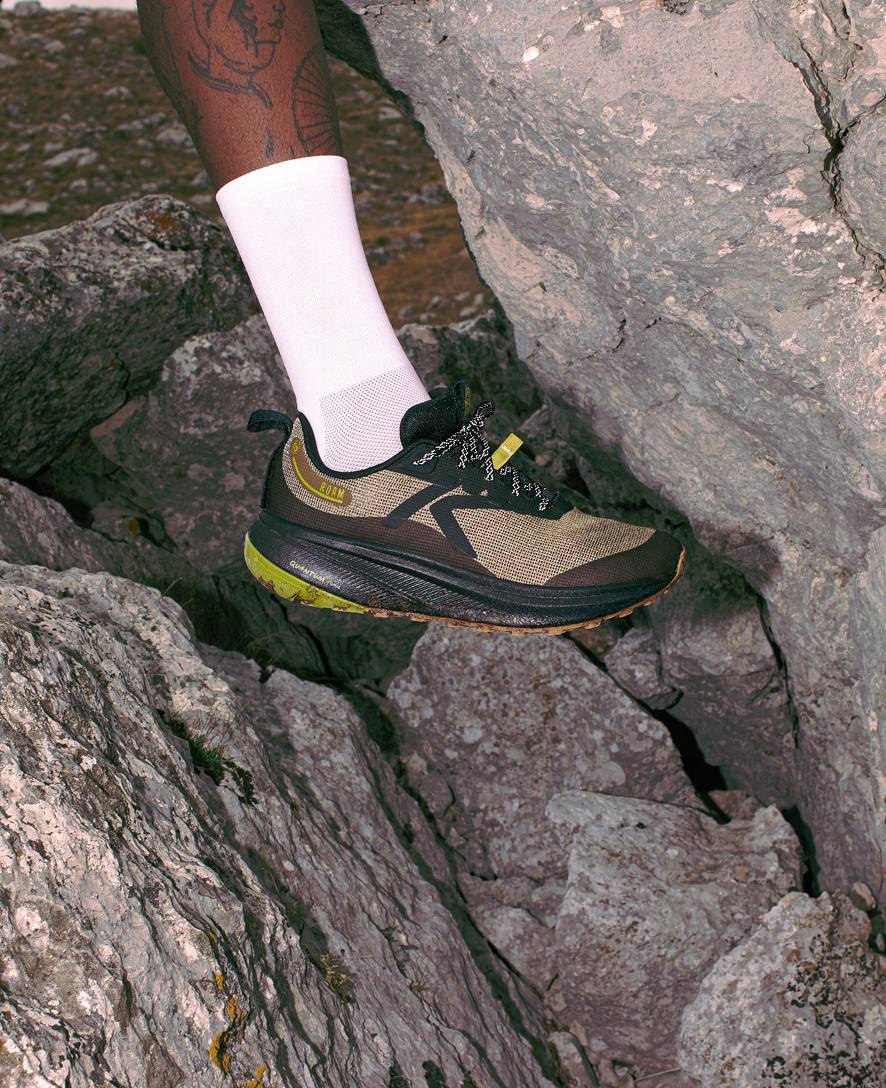 Men's Roam Trail Running Shoe | Black/Magnet - Image 8
