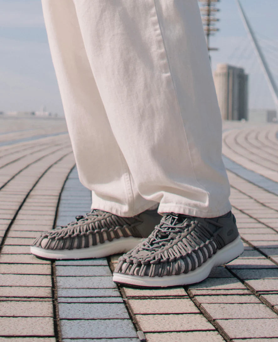 Men's UNEEK O3 Sneaker Sandal | Birch/Star White - Image 6