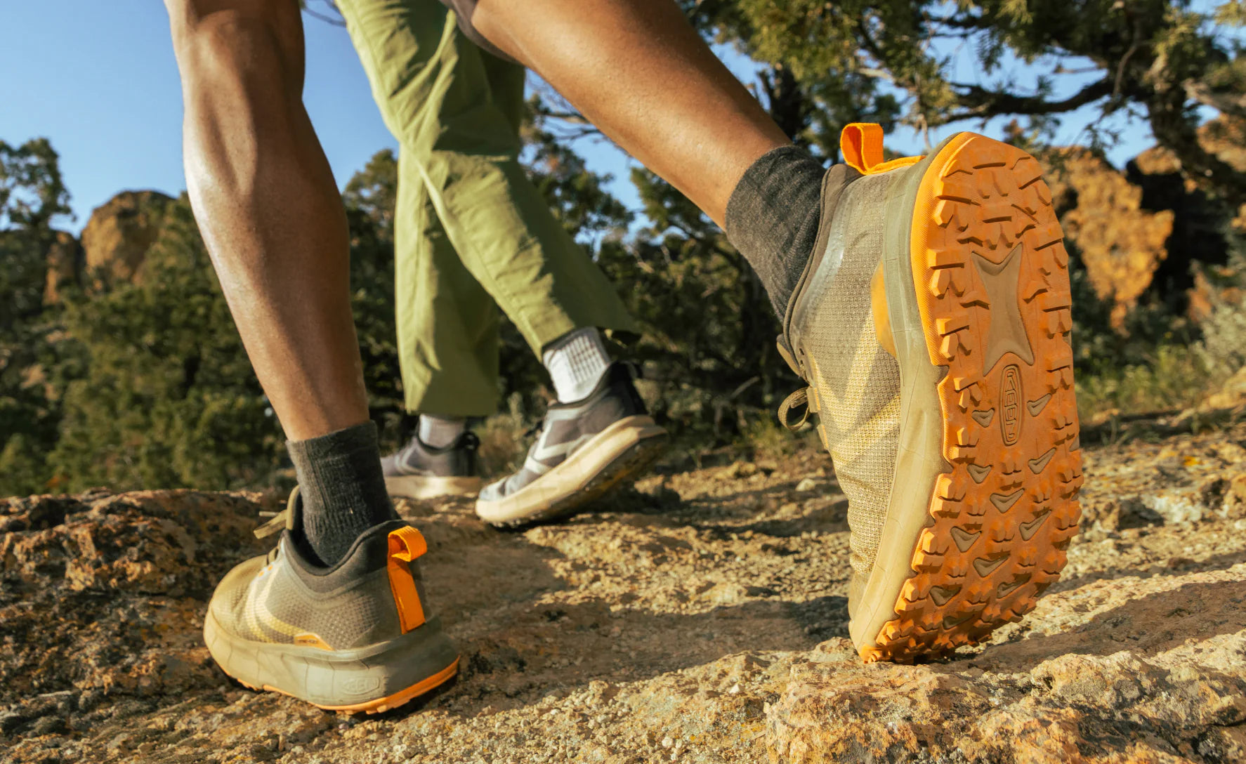 Men's 450 Dirt Waterproof Hiking Shoe | Red Ochre/Black - Image 7
