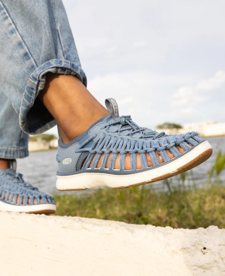 Women's UNEEK O3 Sneaker Sandal | Black/Star White - Image 9