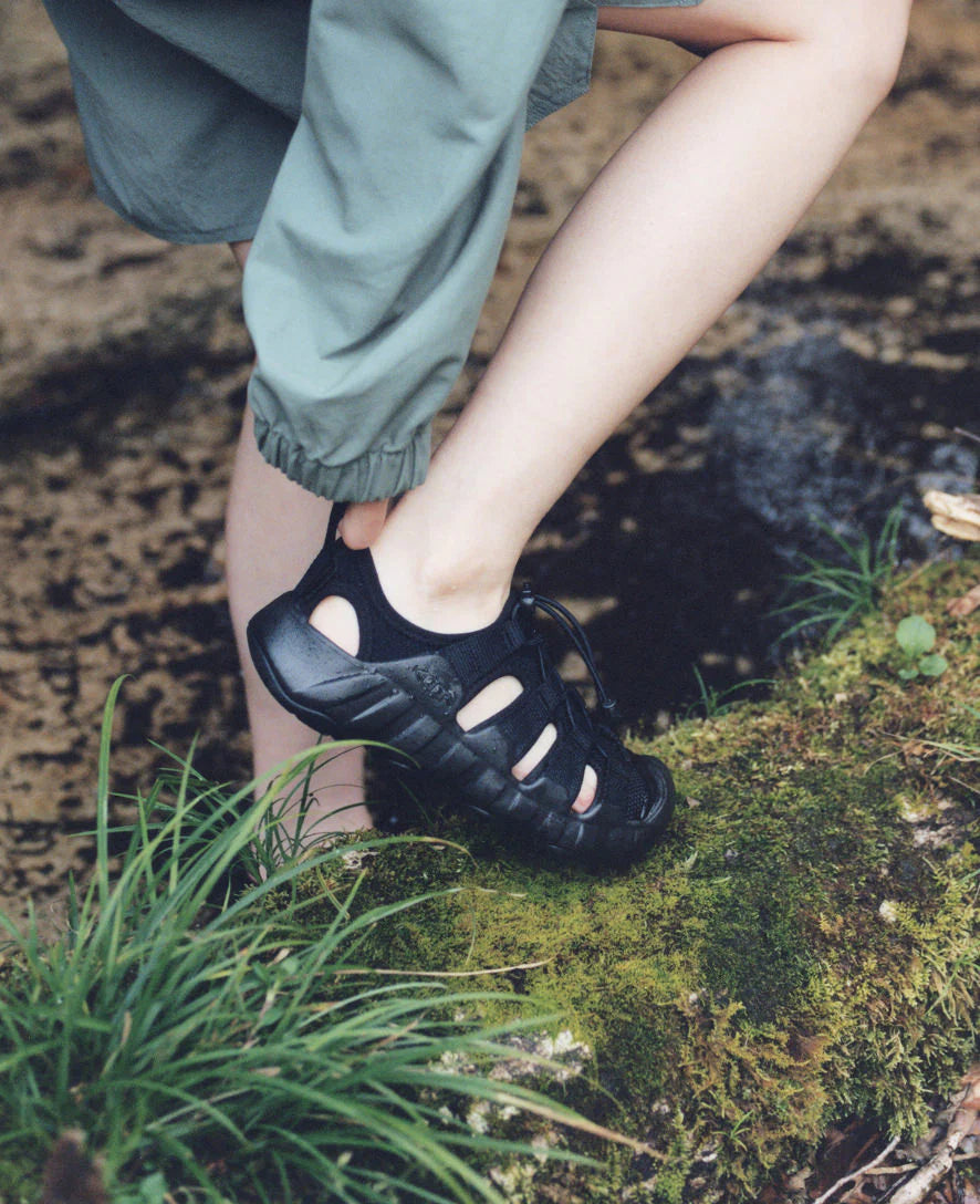 Women's Hyperport H2 Snow Peak Sandal | SP Triple Black - Image 15