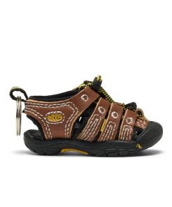 Newport Sandal Keychain  |  Brown