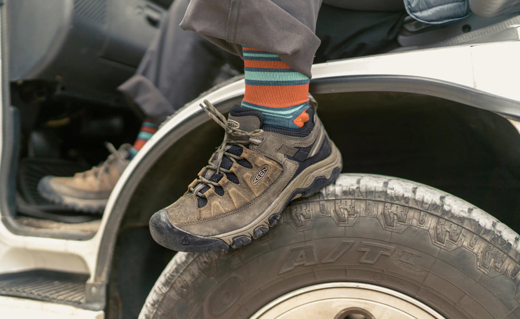 Men's Targhee III Waterproof | Bungee Cord/Black - Image 6