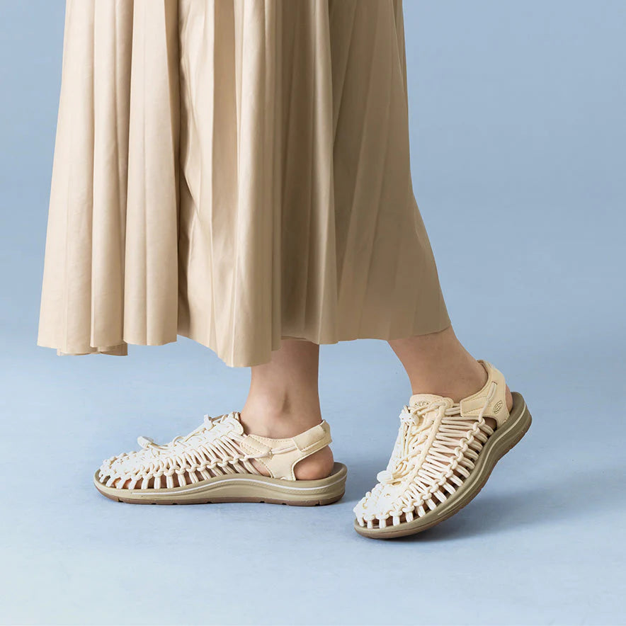 Women's UNEEK Sneaker | Lily Pad/Peach Fuzz - Image 8